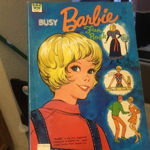 VINTAGE Barbie fun book ⭐️